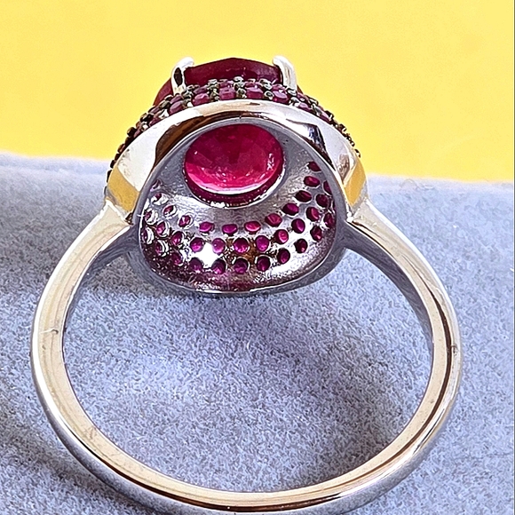 925 Sterling Silver Ring Sz 7.75  with Natural  Ruby Gemstone - Picture 4 of 15